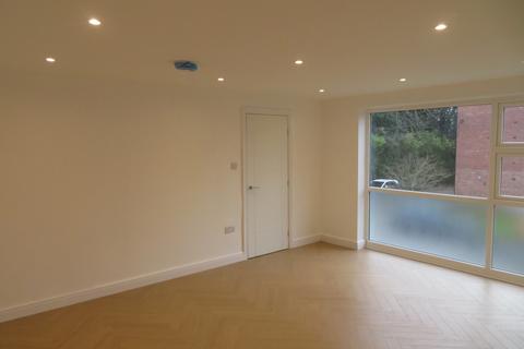 undefined, Edge Lane, Chorlton, M21