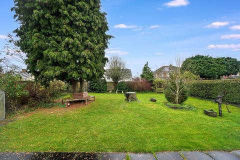 2 bedroom detached bungalow for sale, Mayfield Road, Wolverhampton WV7