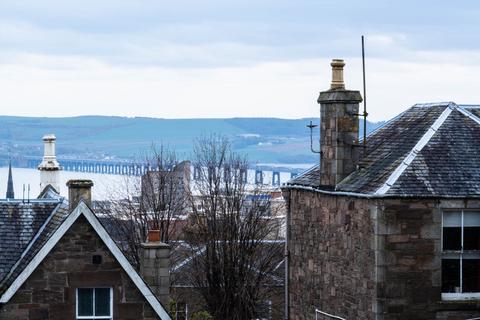 3 bedroom detached house to rent, Drummond Street, Dundee DD3