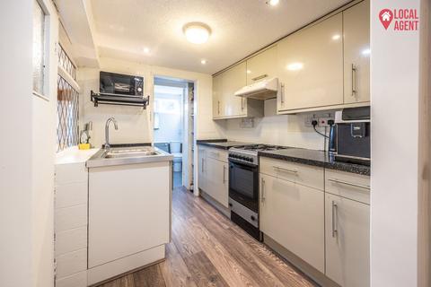 3 bedroom end of terrace house for sale, Main Road, Sutton At Hone, Dartford, DA4