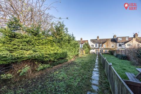 3 bedroom end of terrace house for sale, Main Road, Sutton At Hone, Dartford, DA4