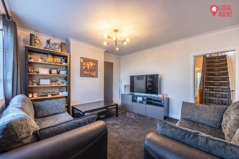 3 bedroom end of terrace house for sale, Main Road, Sutton At Hone, Dartford, DA4