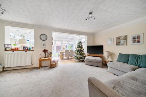 3 bedroom terraced house for sale, Mulberry Way, Chineham