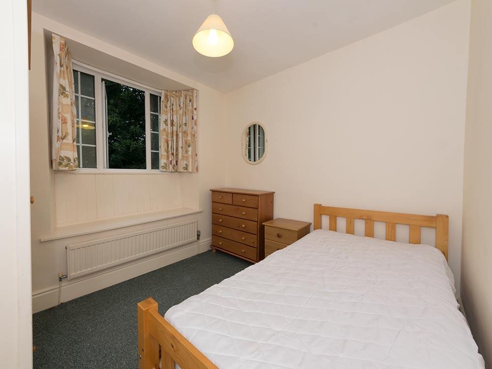 Room-5-1.jpg