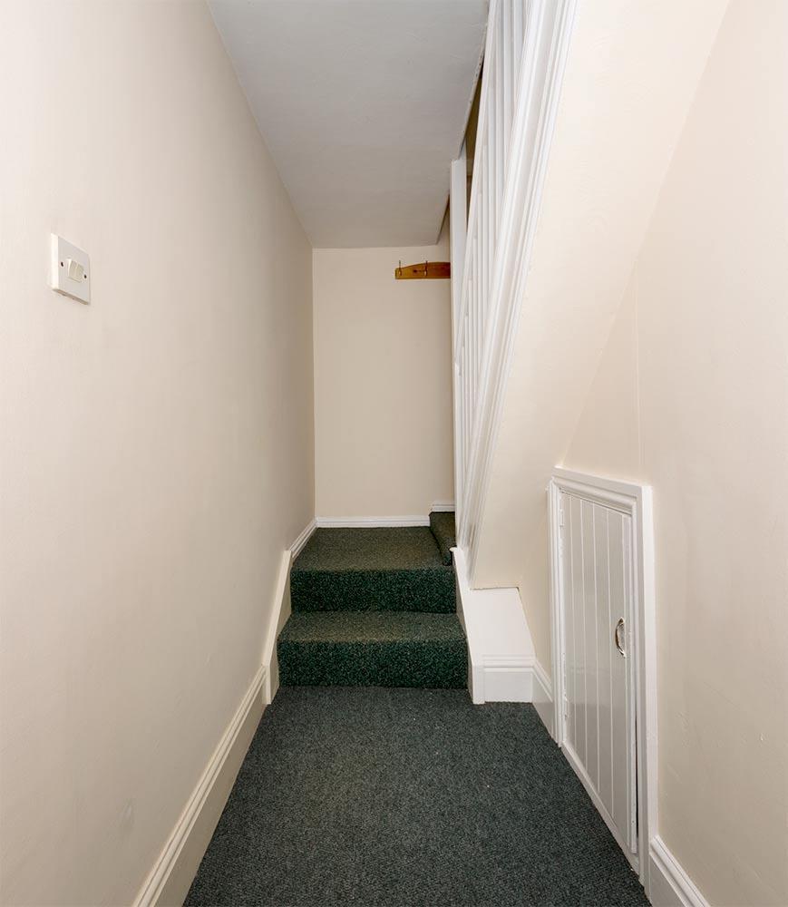 Hall-stair-1.jpg