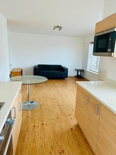 2 bedroom flat to rent, Heritage Avenue, London NW9