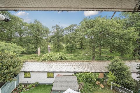 2 bedroom apartment for sale, Wilmer Crescent, Kingston Upon Thames KT2