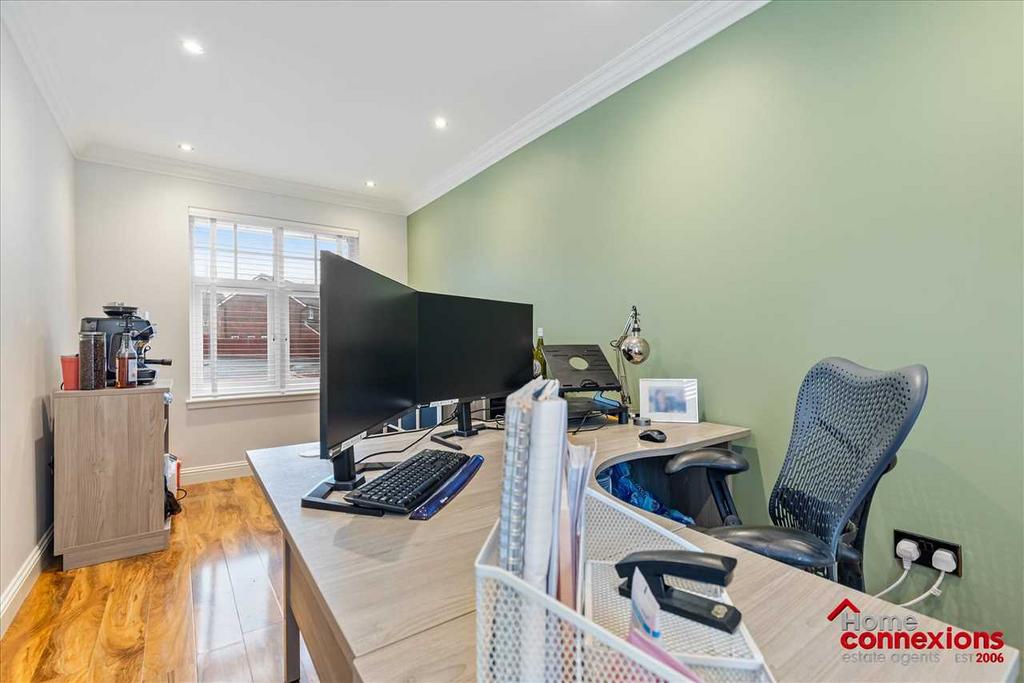 Office/Bedroom
