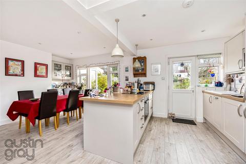 3 bedroom house for sale, Lullington Avenue, Hove