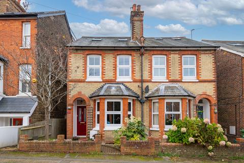 4 bedroom semi-detached house for sale, Cornfield Road, Reigate, RH2