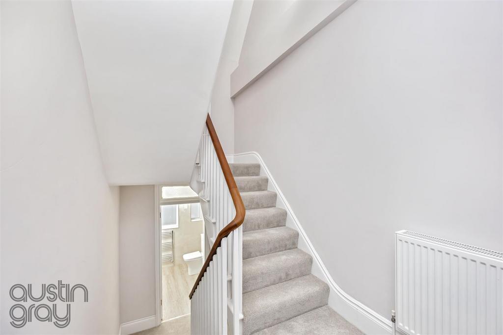 College Terrace 11, Flat C-024.jpg