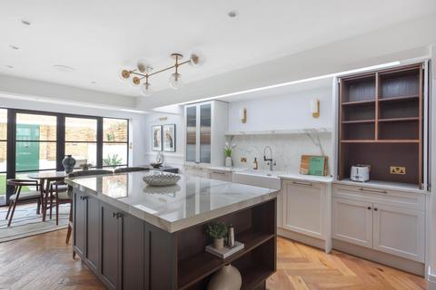 4 bedroom terraced house for sale, Campana Road, London, SW6