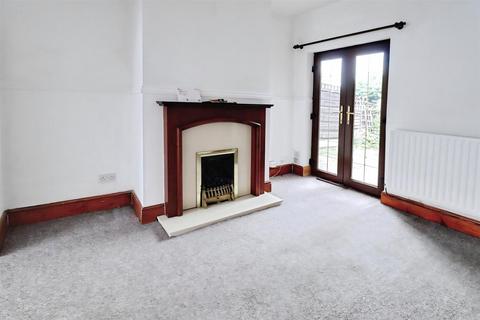 3 bedroom semi-detached house for sale, St. Andrews Avenue, Crewe