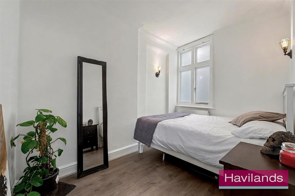 Flat 21 A, The Grangeway N21 2 HD-5.jpg