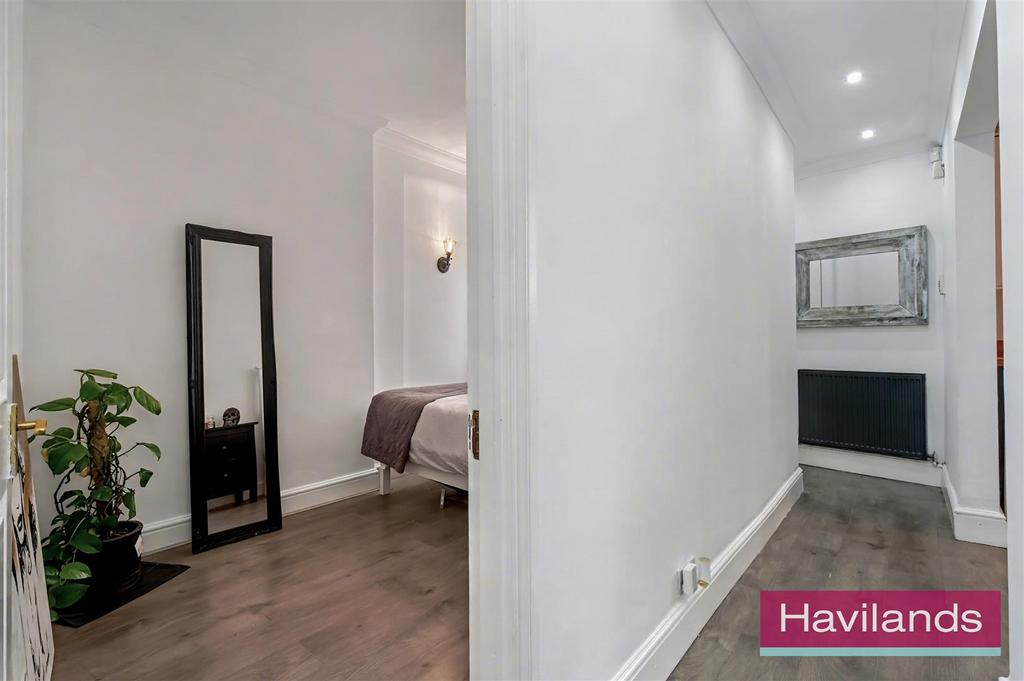 Flat 21 A, The Grangeway N21 2 HD-7.jpg