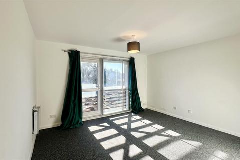 1 bedroom apartment to rent, 14 Pownall Gardens, Hounslow TW3