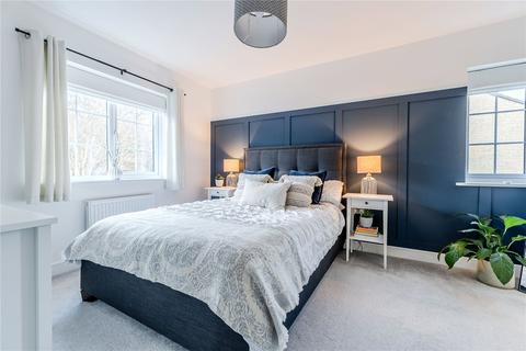 3 bedroom semi-detached house for sale, Moseley Beck Lane, Leeds, West Yorkshire