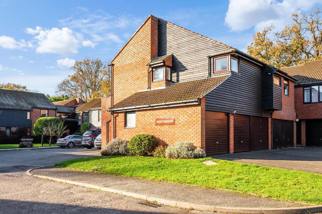 Heathwood court