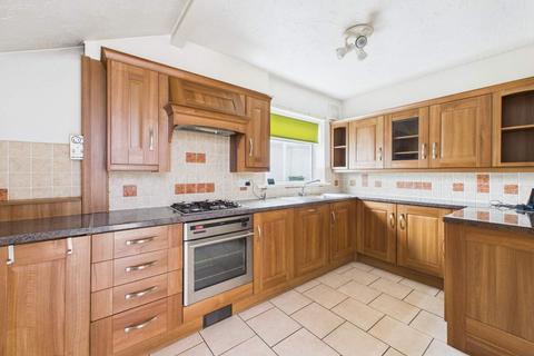 undefined, Lon Penllyn, Cardiff. CF14