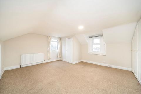 3 bedroom maisonette to rent, Stanstead Road, London SE6