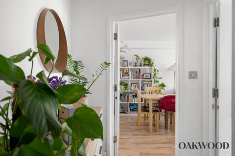 1 bedroom apartment for sale, Brownswood Road, Hexton Court, N4