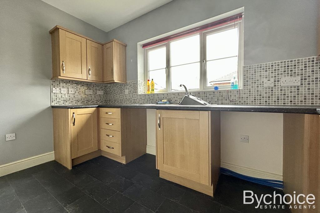 Kitchen (2)