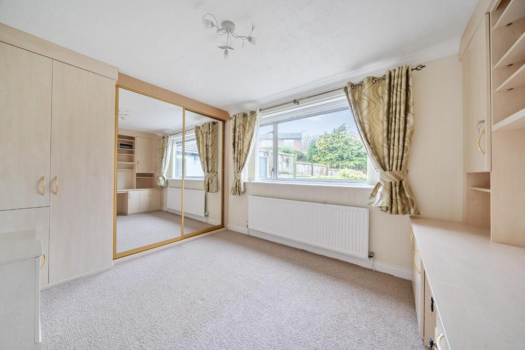 Second bedroom.jpg