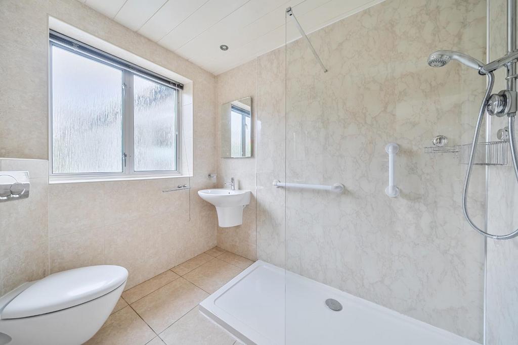 House bathroom.jpg