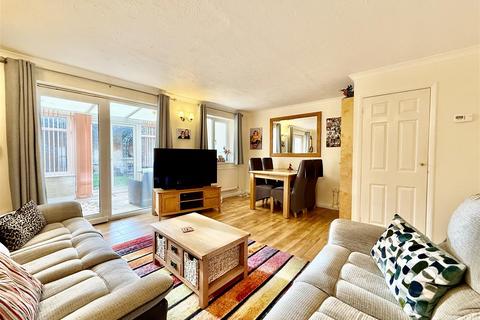 3 bedroom detached house for sale, Nevis Close, Sparcells, Swindon