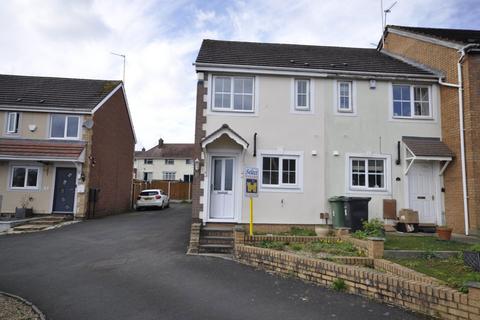 2 bedroom semi-detached house to rent, Whitebeam Close, Gornal, Dudley