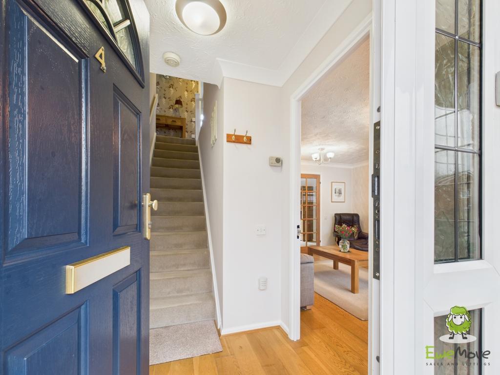 Ewe Move Estate Agents Basingstoke - Wood Close - F