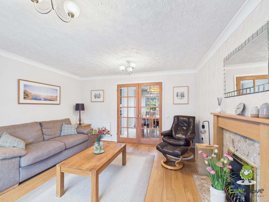 Ewe Move Estate Agents Basingstoke - Wood Close - L