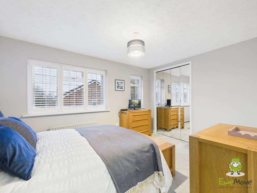 Ewe Move Estate Agents Basingstoke - Wood Close - B