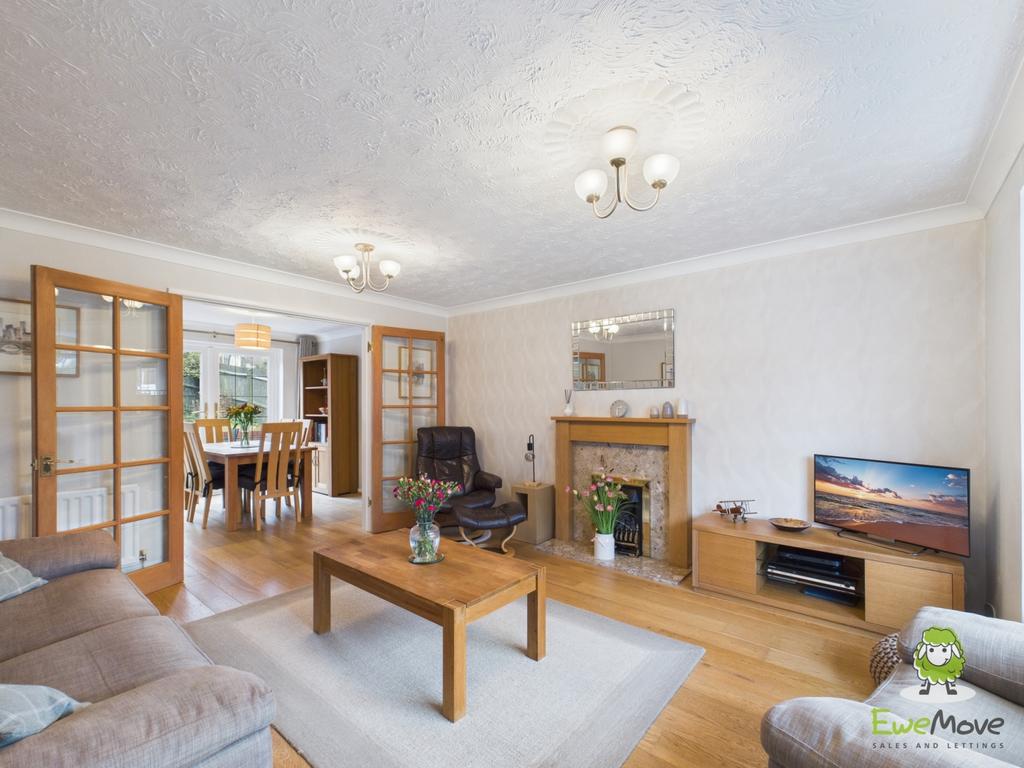 Ewe Move Estate Agents Basingstoke - Wood Close - L