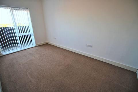 undefined, Liverpool L19