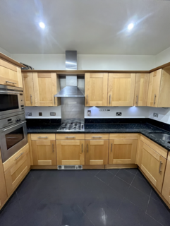 2 bedroom apartment to rent, Flat 113 Warren House, Beckford Close, Warwick Road, London