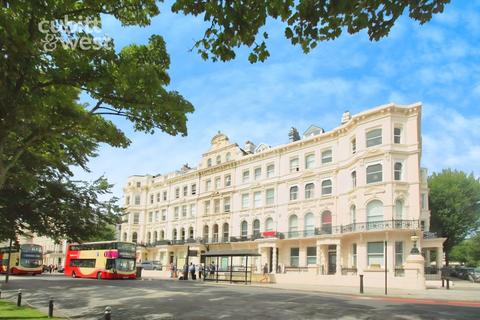 2 bedroom apartment to rent, AVAILABLE IMMEDIATELY, Church Road, BN3