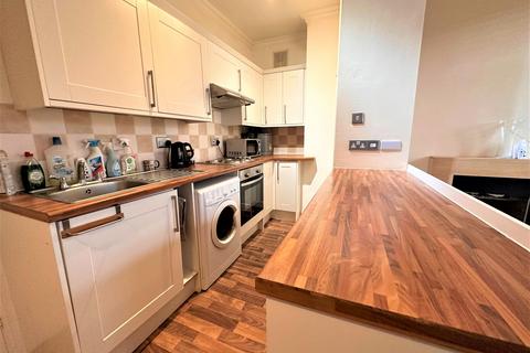 1 bedroom flat to rent, Acacia Mews, Harmondsworth, UB7