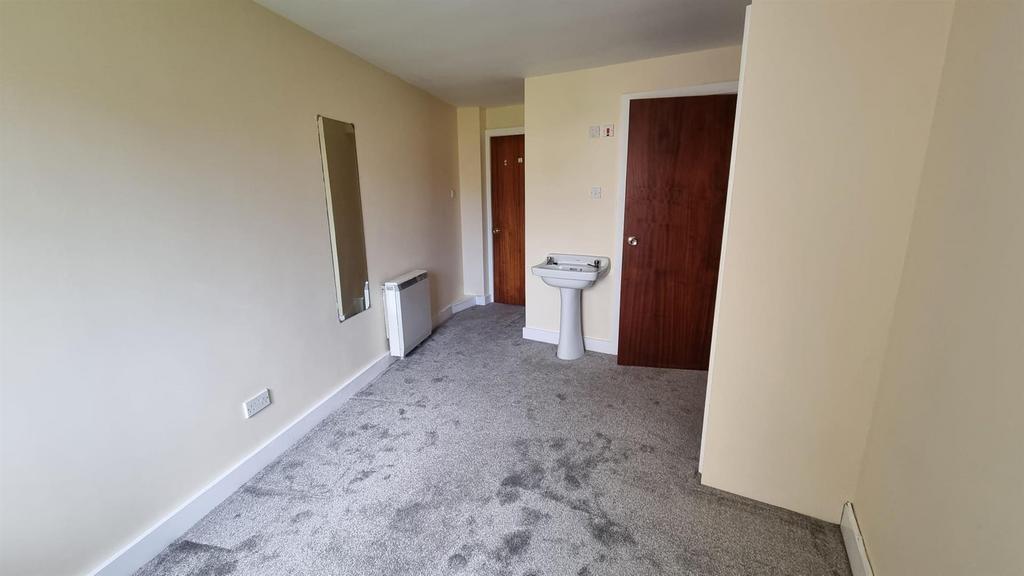 Bedroom 2.jpeg