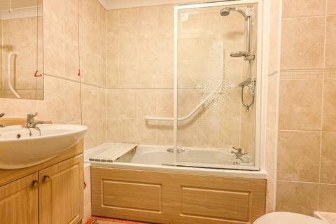 1 bedroom apartment for sale, Myddleton Court, 2A Clydesdale Road, RM11