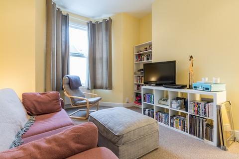 1 bedroom flat to rent, Derwent Grove East Dulwich SE22