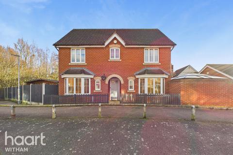 4 bedroom detached house for sale, Abbotsmead, Heybridge