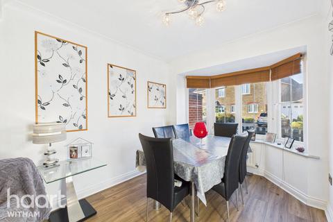 4 bedroom detached house for sale, Abbotsmead, Heybridge