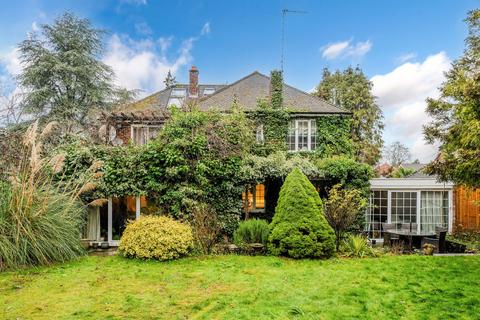 undefined, Ditton Hill, Surbiton KT6