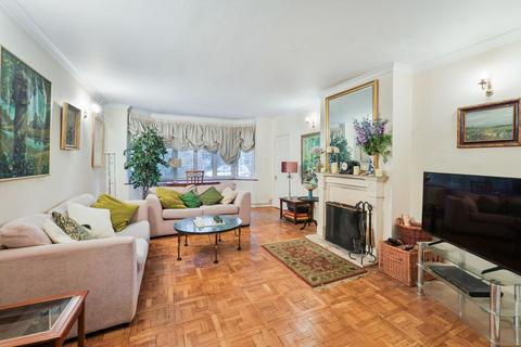 undefined, Ditton Hill, Surbiton KT6