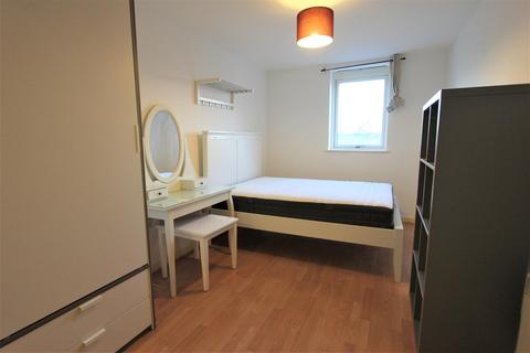 2 bedroom flat to rent, Aspect 14, Elmwood Lane