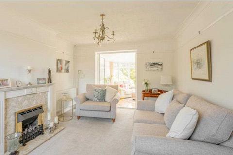 undefined, Reddings Avenue, Bushey, WD23.