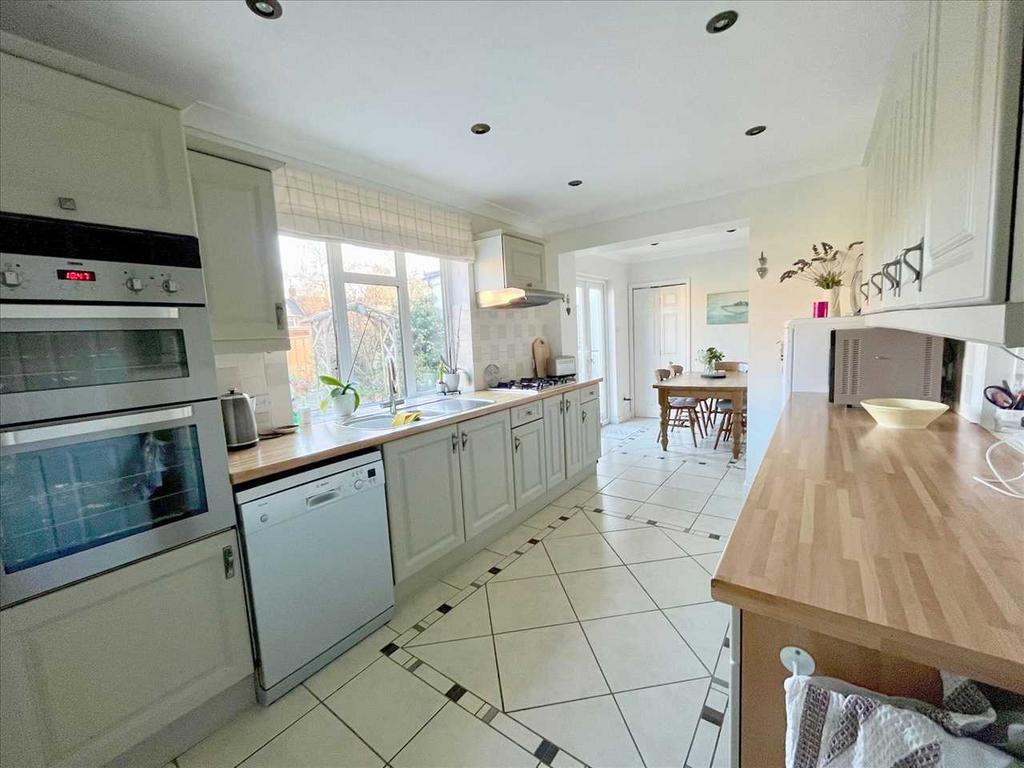 Kitchen/breakfast