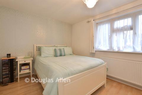 Radbourne Crescent, Walthamstow