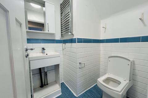 undefined, Lady Margaret Road, Southall UB1